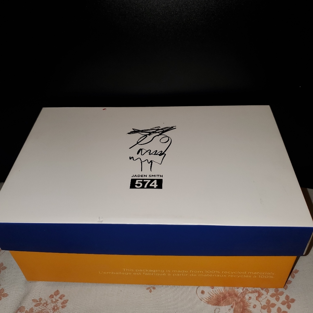 New Balance 574 size 8